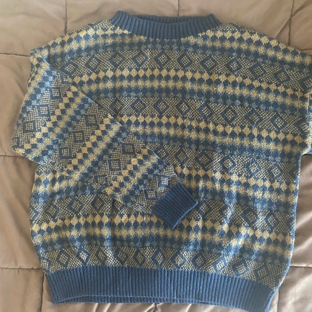 dazy medium patterned sweater